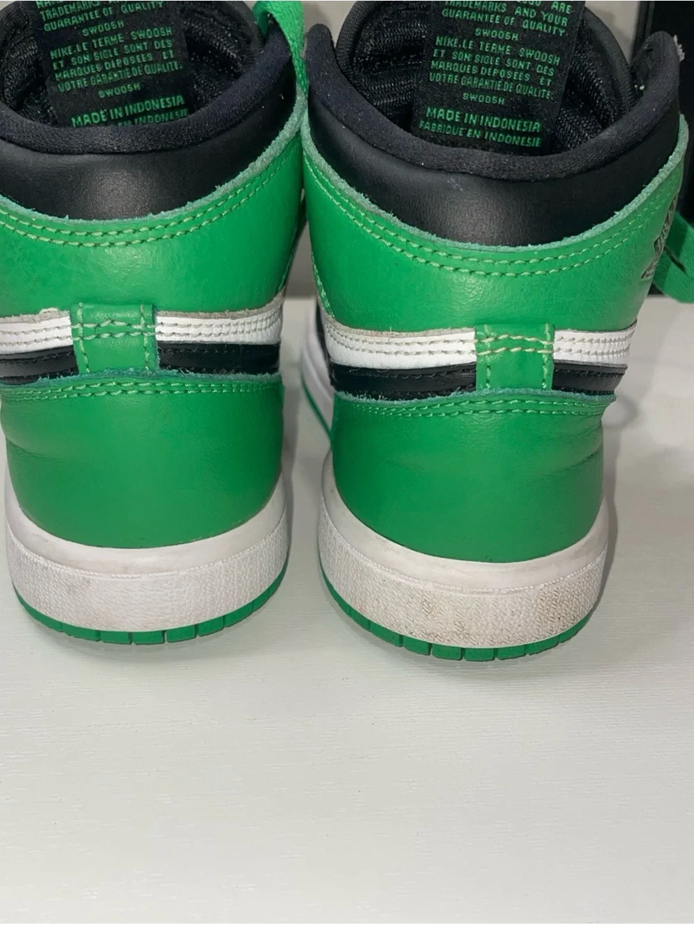 Nike  Air Jordan 1 Retro High OG Lucky Green Black White FD1412-031 Boys Sz 13C